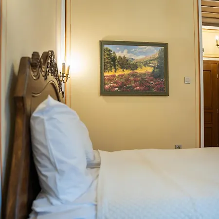 Gasthof Rahat In Old Town - Free Private Parking 3*