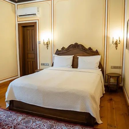 Gasthof Rahat In Old Town - Free Private Parking 3*