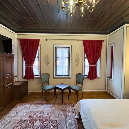 Gasthof Rahat In Old Town - Free Private Parking 3*