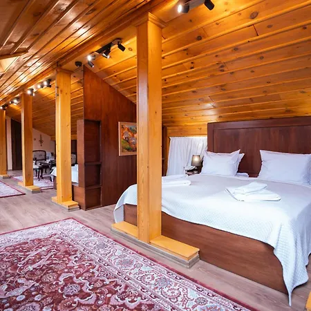 Gasthof Rahat In Old Town - Free Private Parking 3*