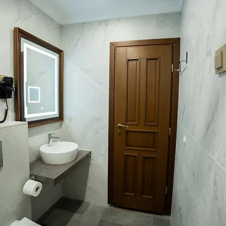 Rahat In Old Town - Free Private Parking 3*