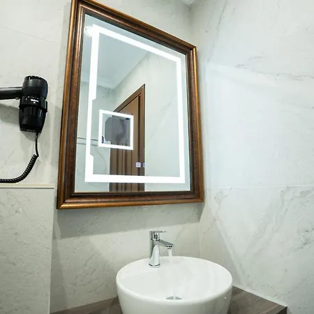 Rahat In Old Town - Free Private Parking 3*